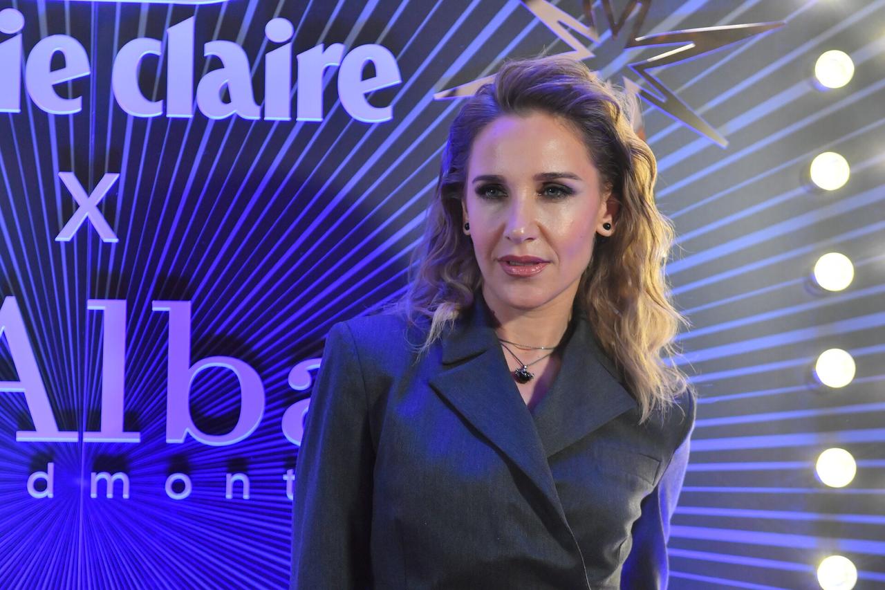 40-летняя Юлия Ковальчук выступила за естественные роды