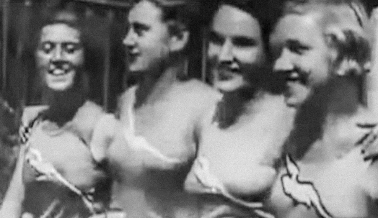 Раскрыты причины появления голых парадов на улицах Москвы