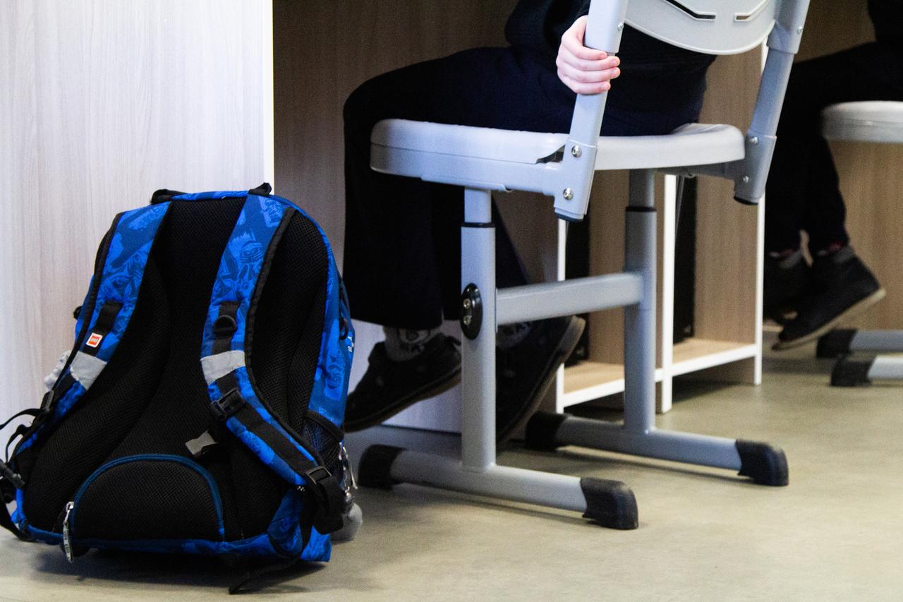 Подсчитана средняя стоимость базового набора вещей для школьников