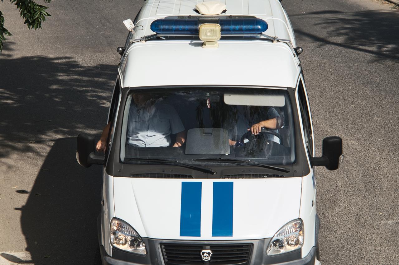 Мигранты ворвались в московскую квартиру и изнасиловали двух женщин