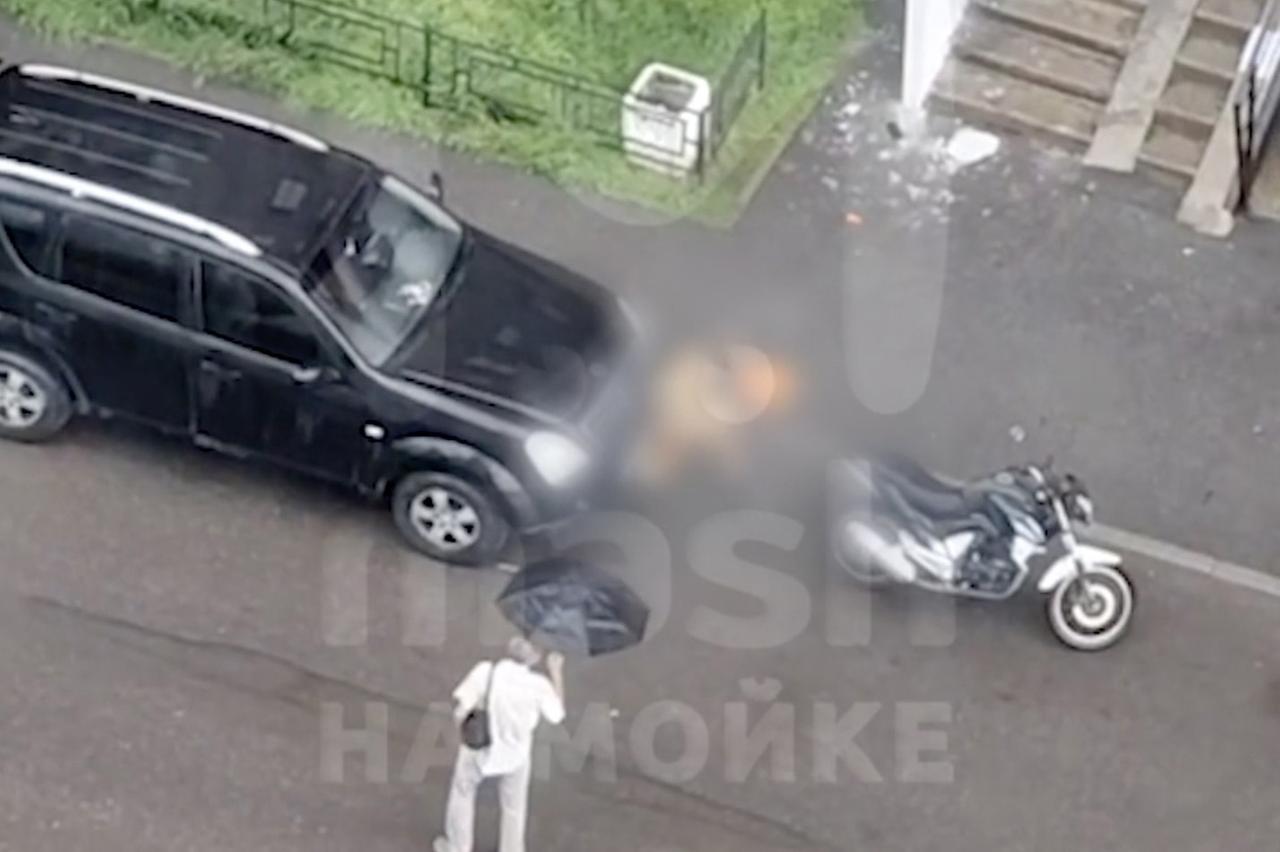 Обгоревшее тело 23-летней москвички нашли под окнами дома в Санкт-Петербурге