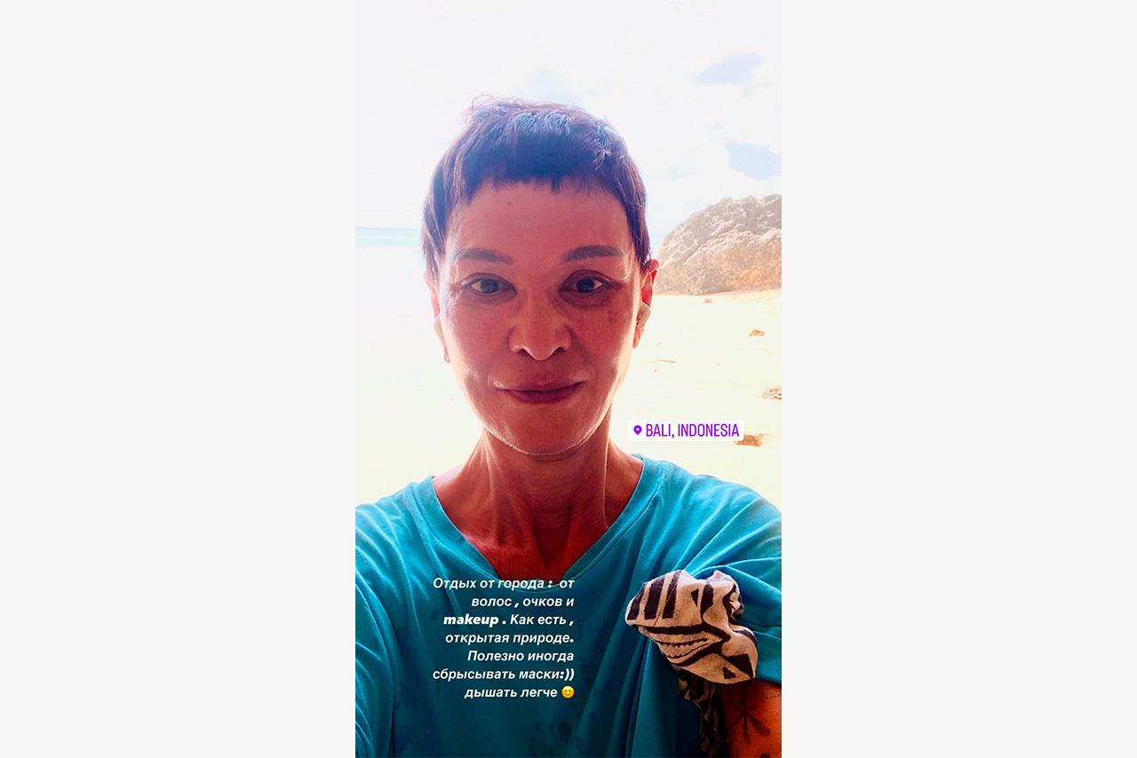 68-летняя Ирина Хакамада поделилась фото без макияжа