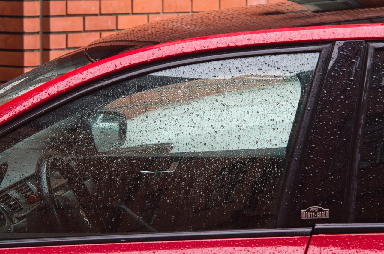 МЧС экстренно предупредило об ухудшении погоды в Москве