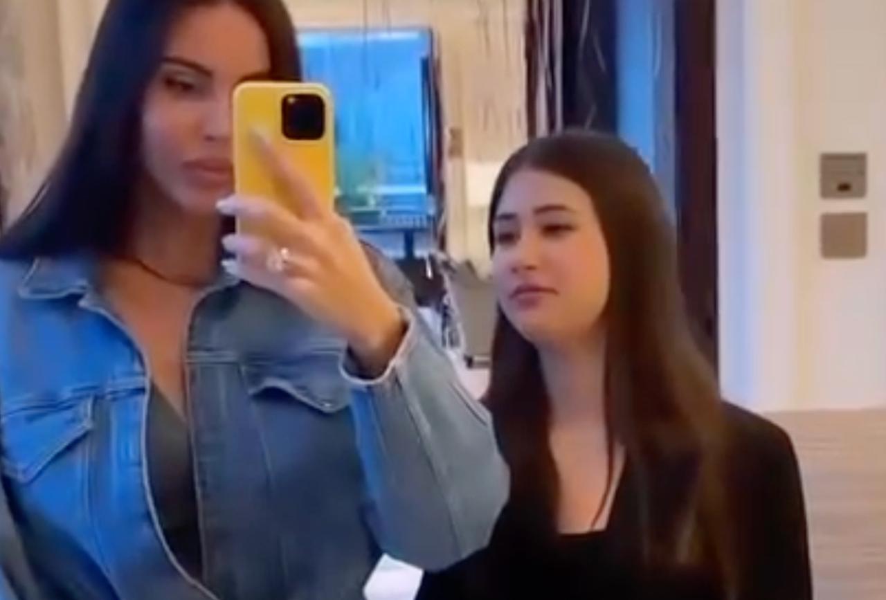 Пользователи сети признали наряд дочери Самойловой нарочито сексуальным