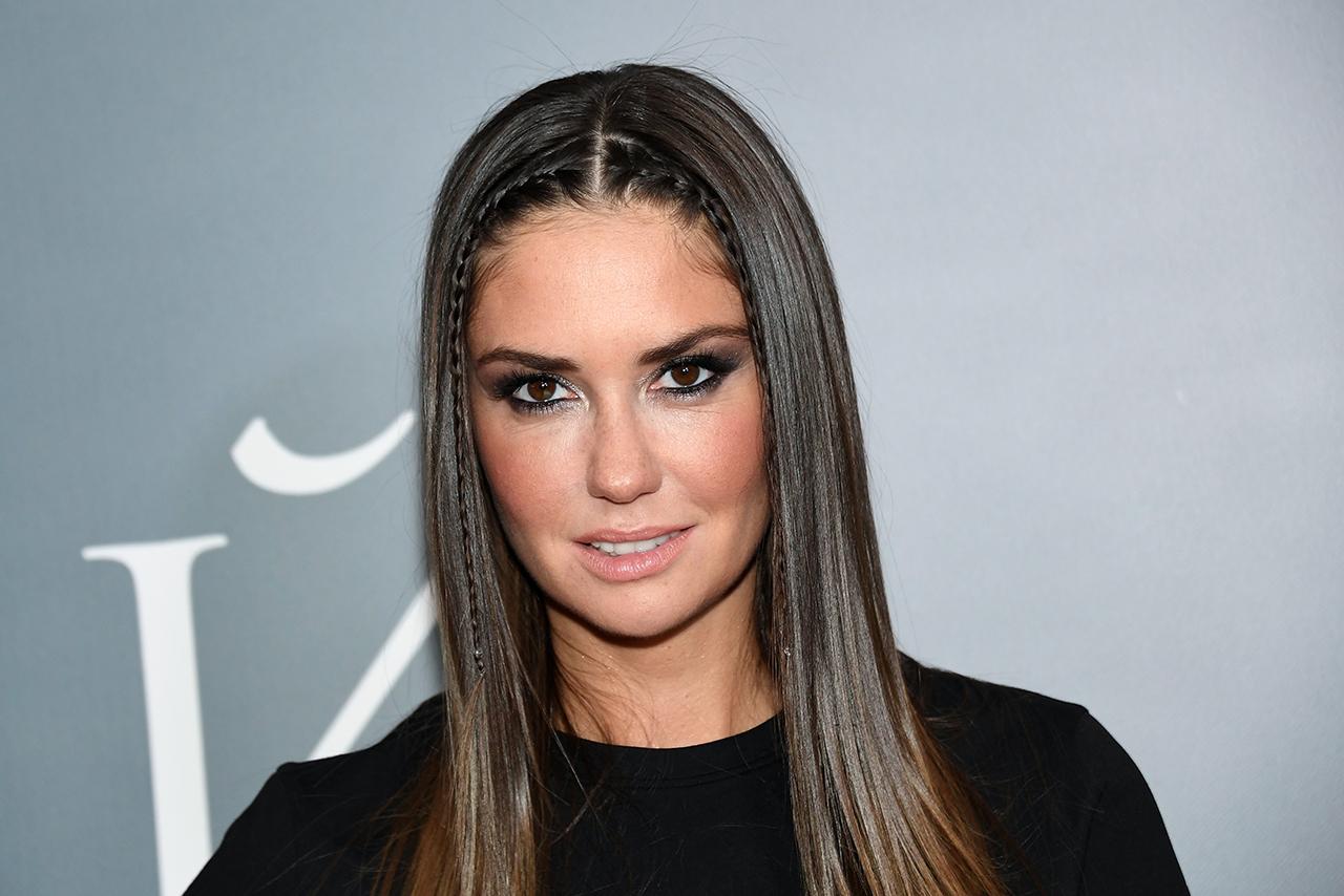 Агата Муцениеце объяснила нежелание повторно выходить замуж