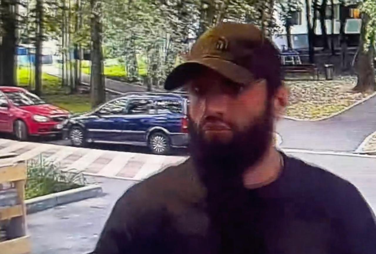 Двое москвичей с ножами ворвались в квартиру и избили женщин