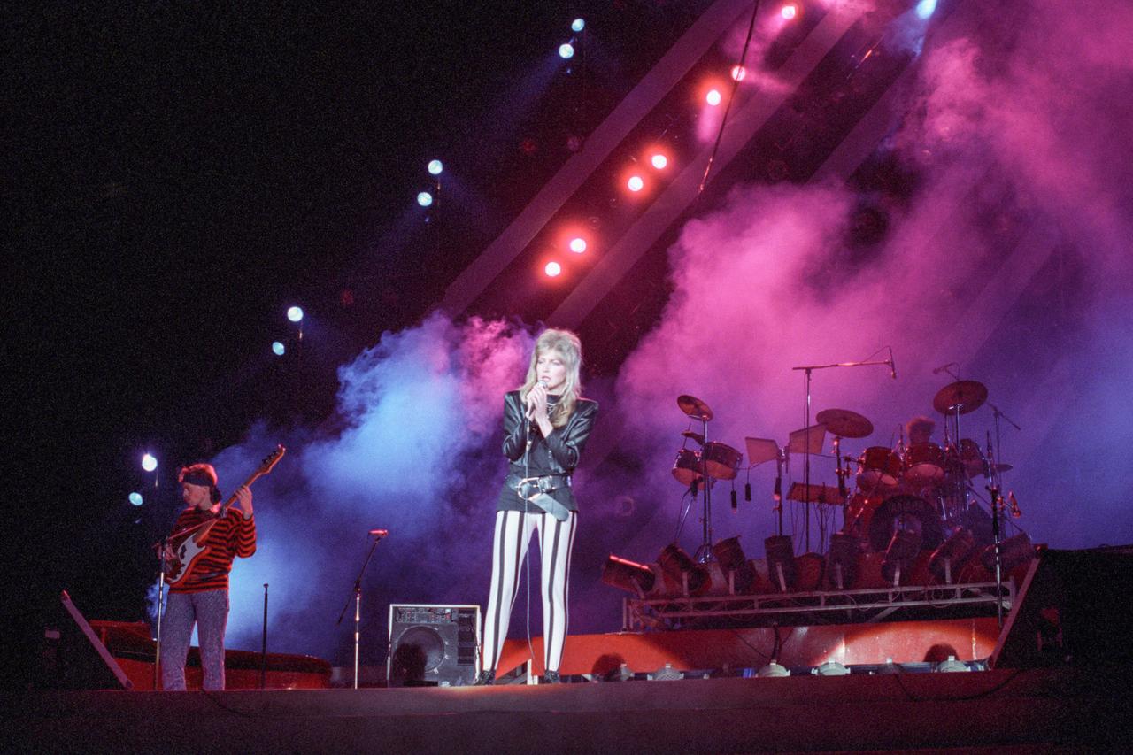 Звезда 90-х раскрыла размер своей пенсии