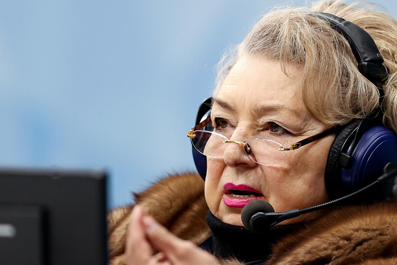 Татьяна Тарасова отреагировала на выход Костомарова в протезах на лед