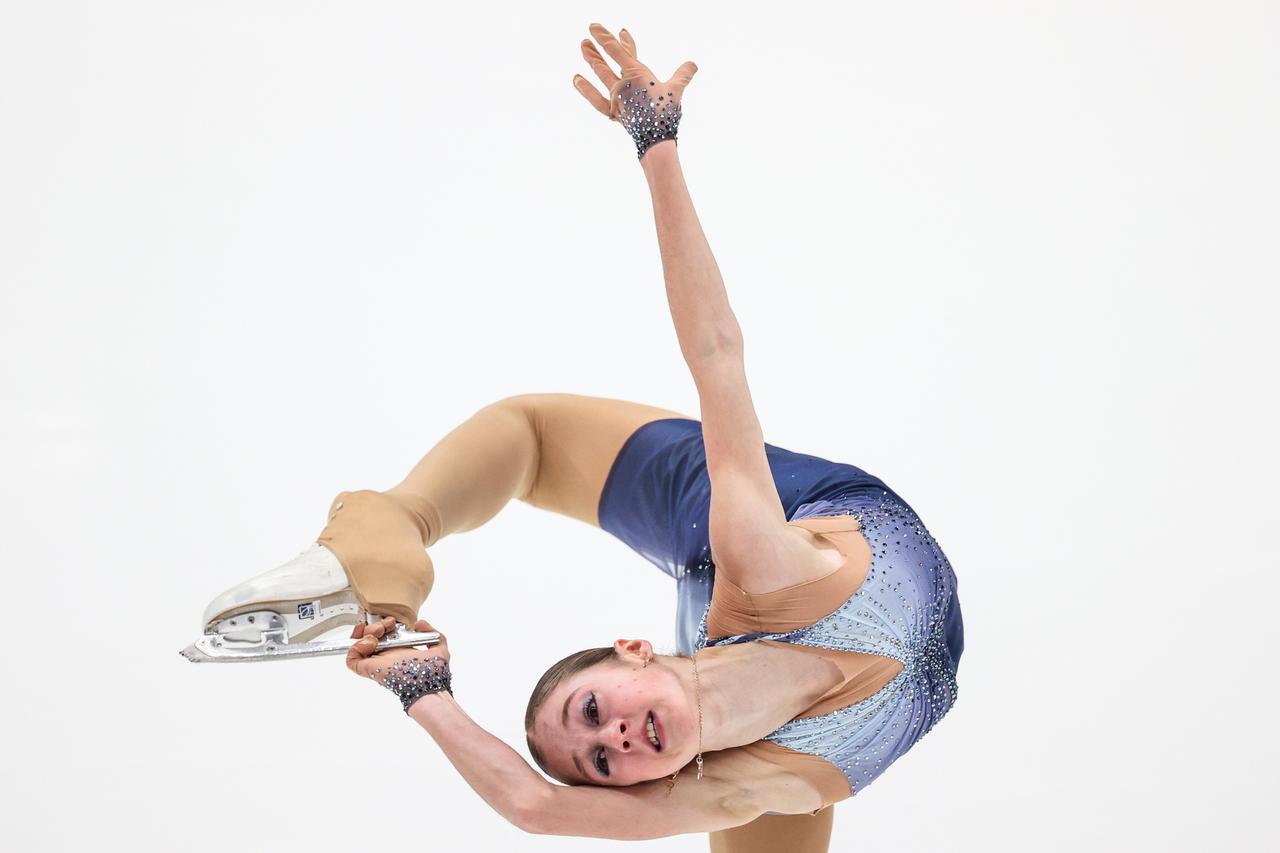 Тренер пропавшей 16-летней фигуристки запрещала ей общаться с родственниками