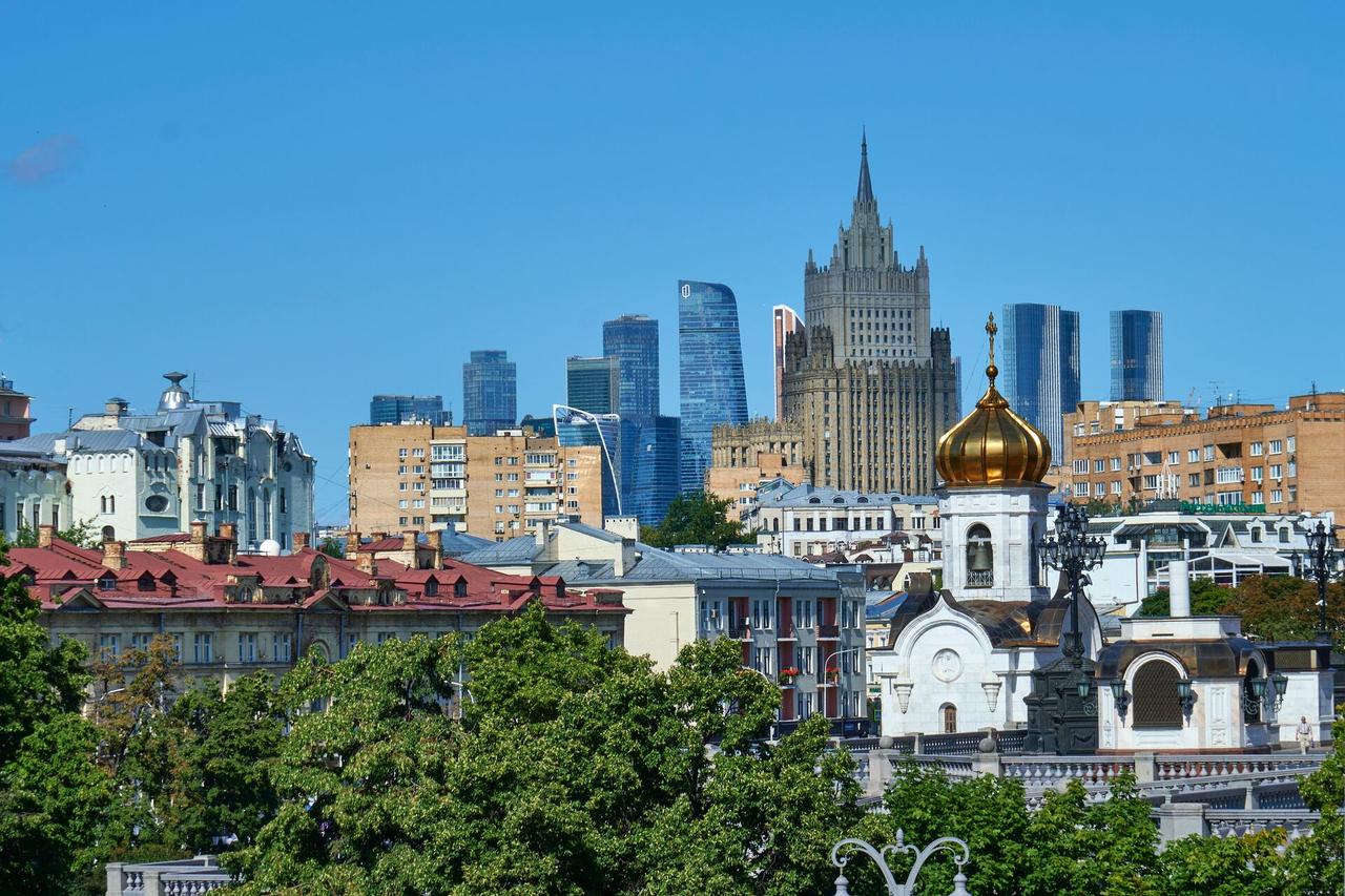 Знаменитый актер поделился воспоминаниями о первом приезде в Москву