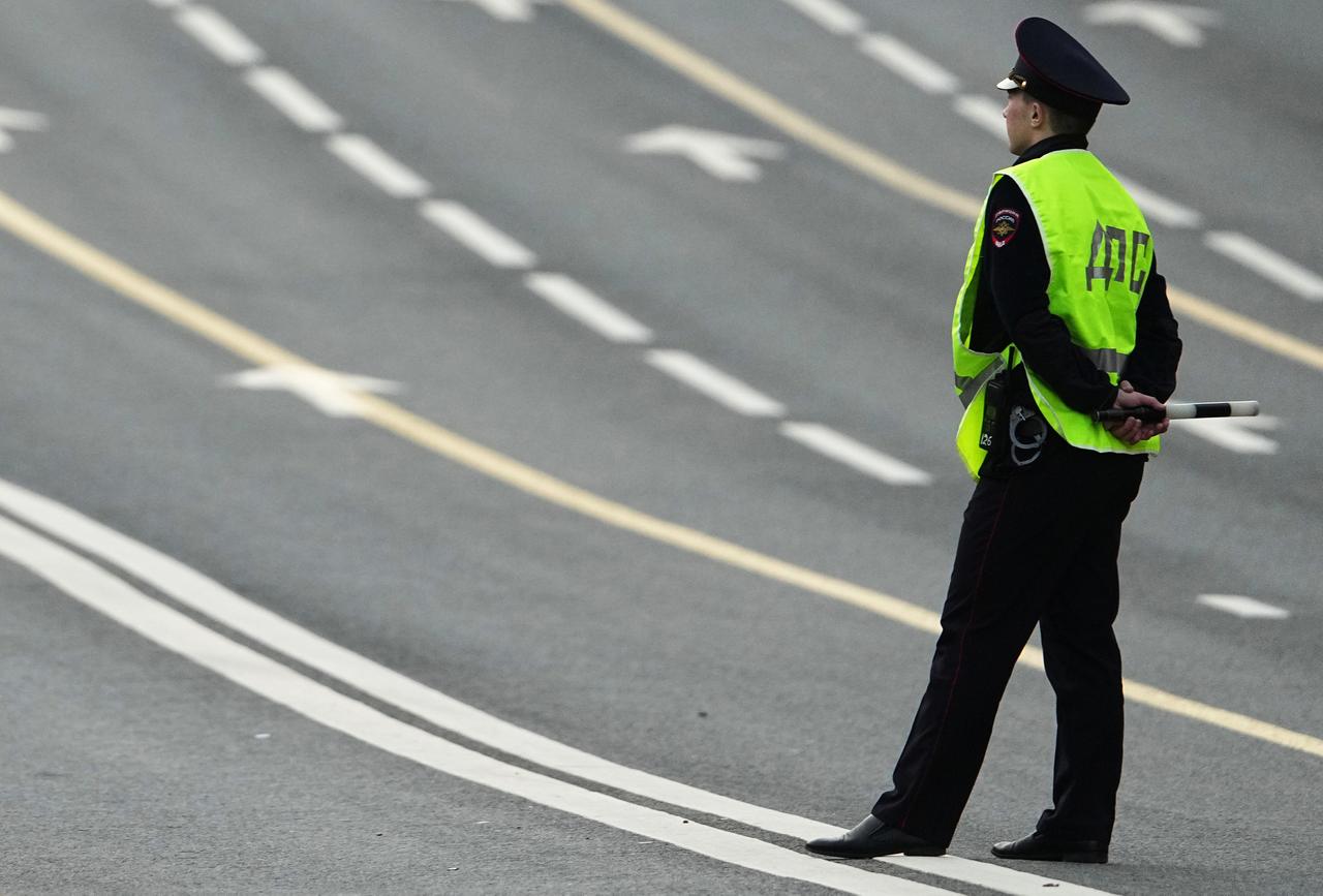Москвичам напомнили о перекрытии движения транспорта в нескольких округах города