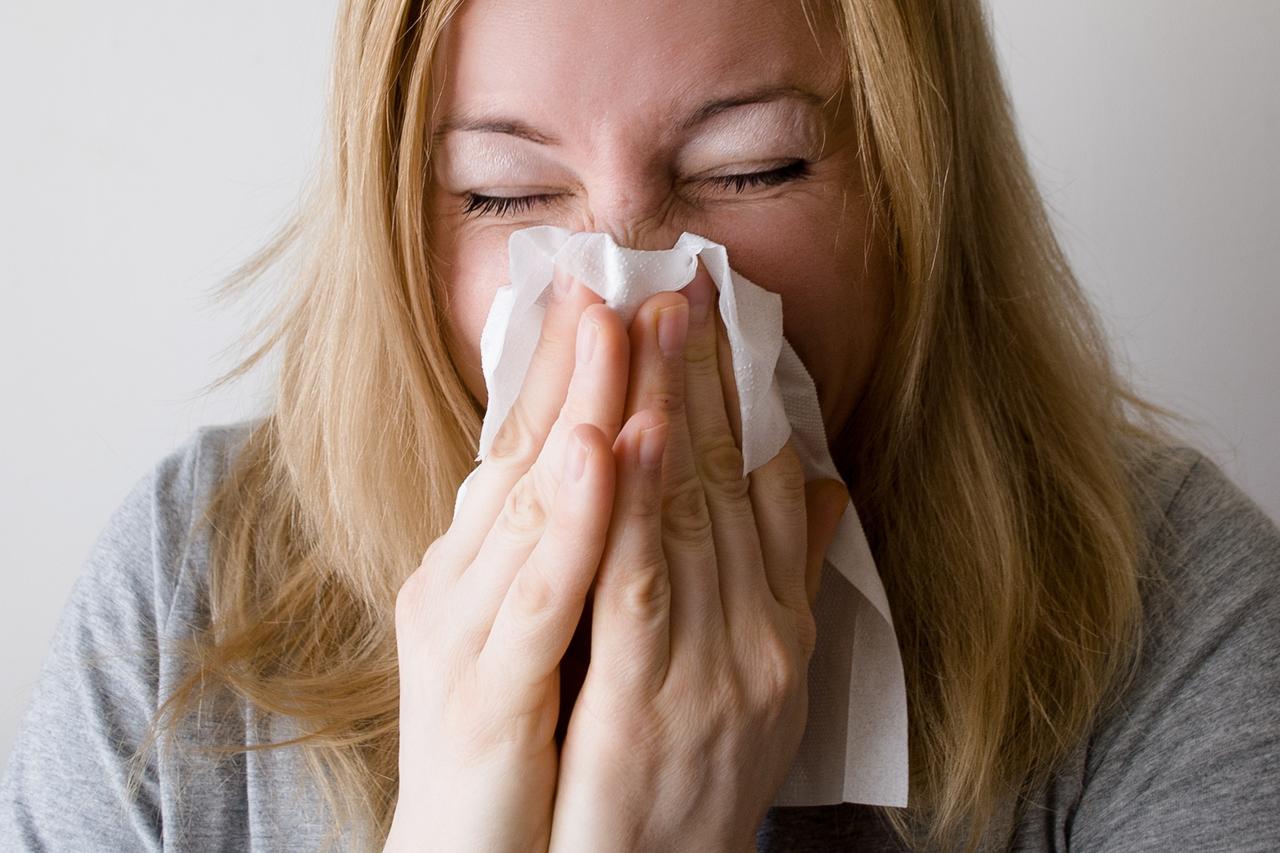 Названо условие для одновременного заражения COVID-19 и гриппом