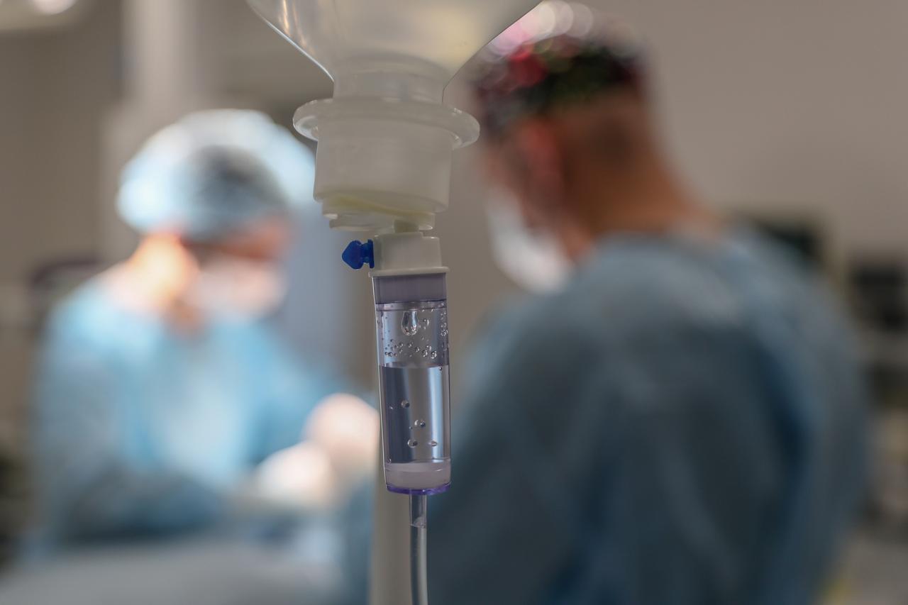 Подмосковные врачи спасли пенсионерку с гигантской опухолью яичника