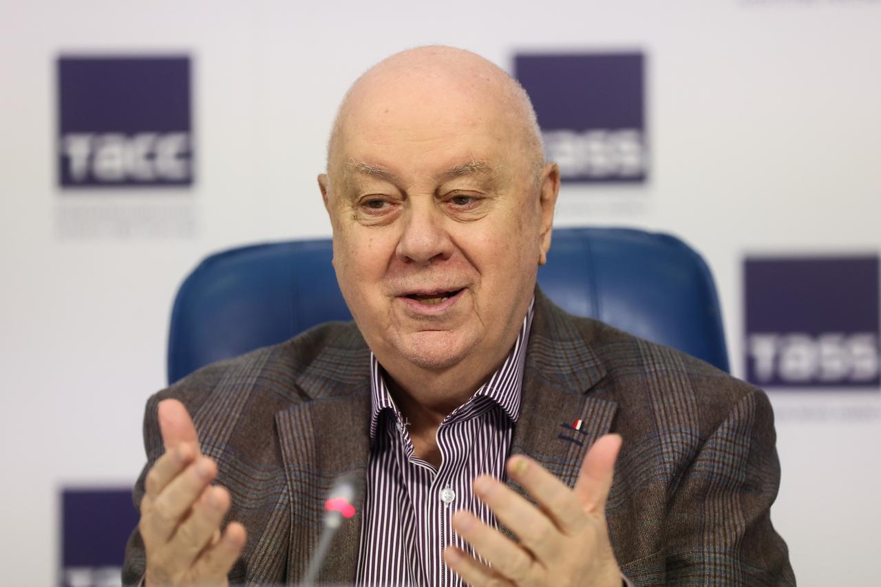 Известный сценарист раскрыл размер пенсии