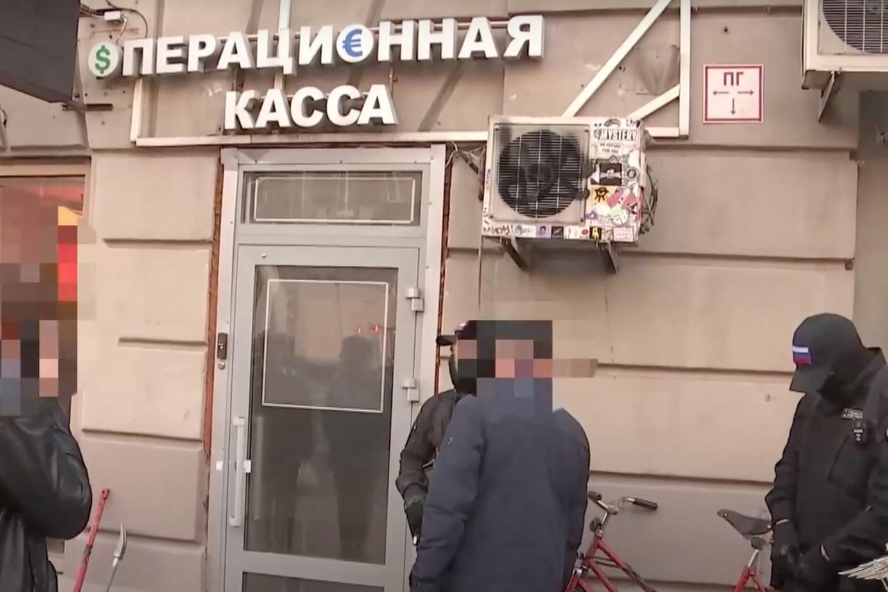 Штурм спецназом незаконных обменных пунктов валюты попал на видео