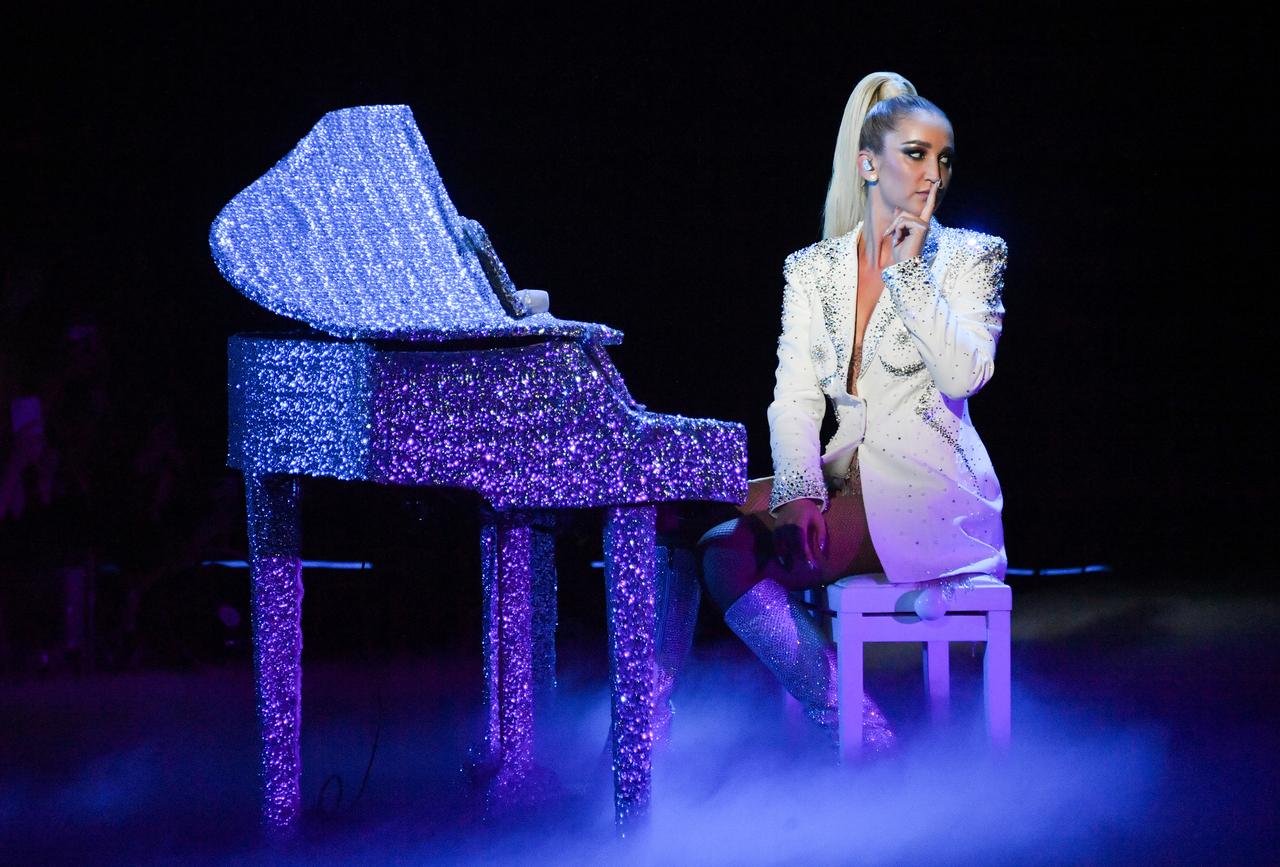 Бузова призналась в романе с бандитом