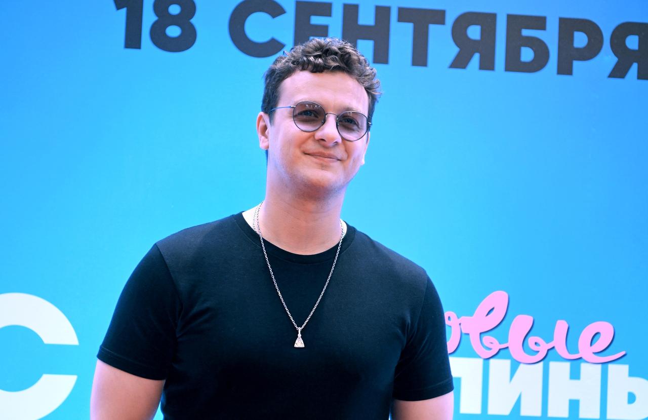 Звезда «Папиных дочек» рассказал о жизни в самом дорогом районе Москвы