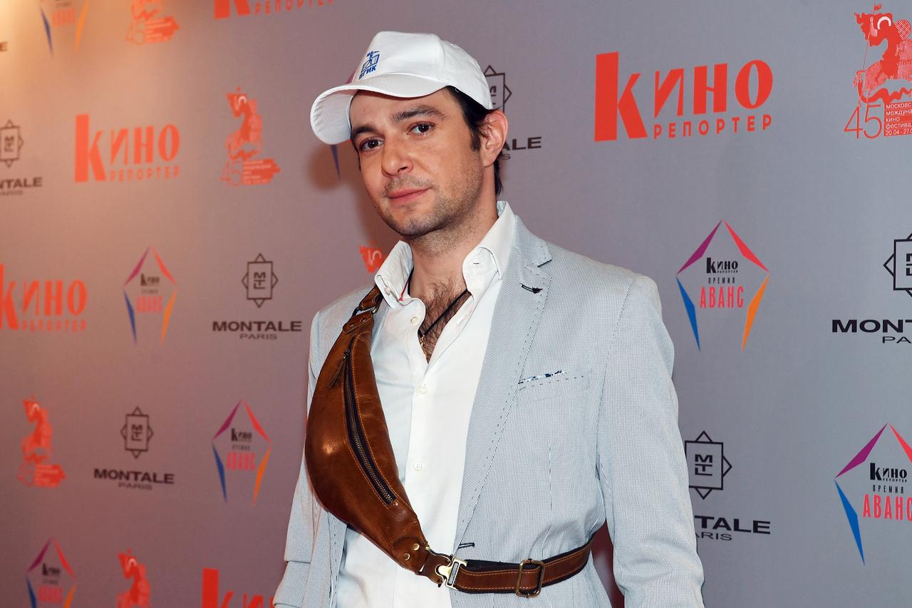 Стало известно о состоянии актера из «Трех мушкетеров» после драки