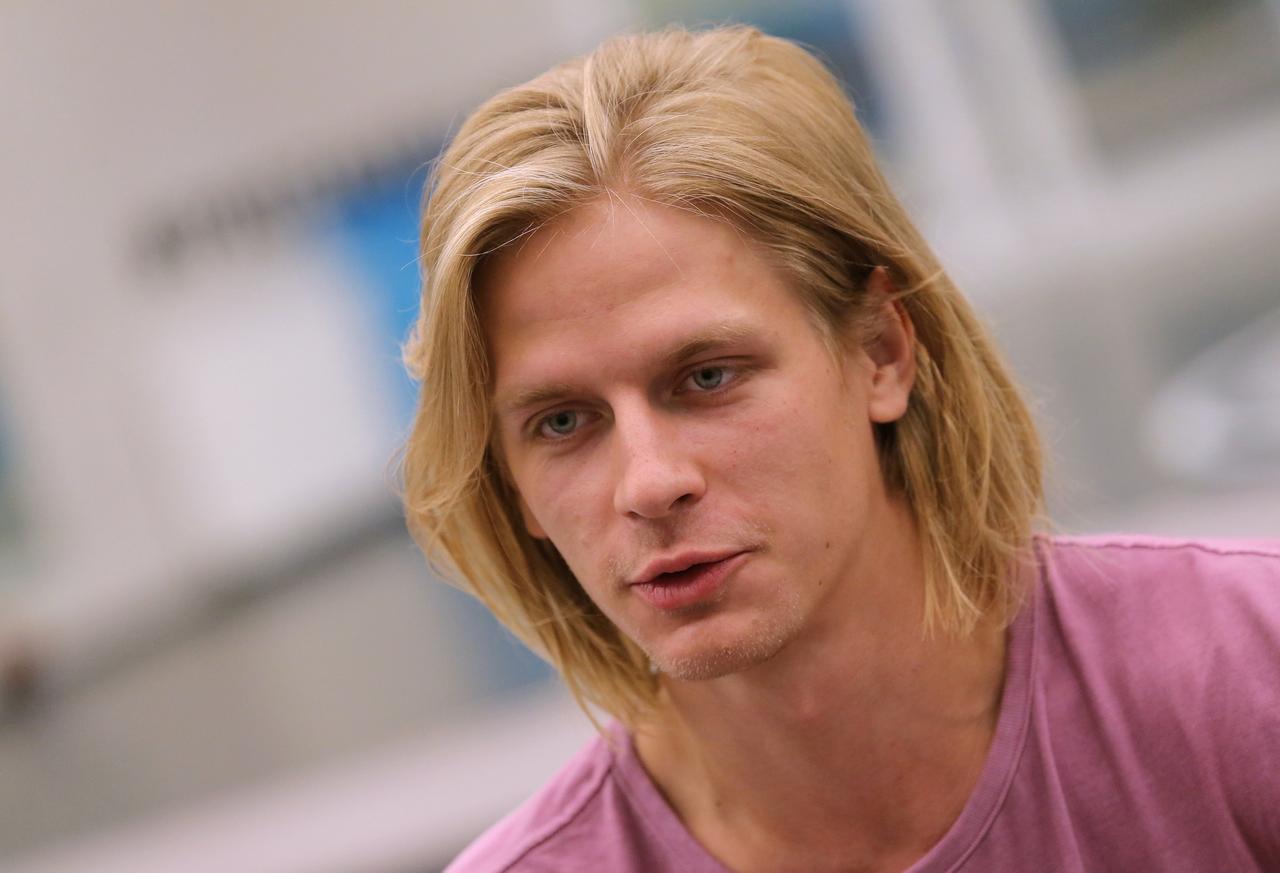 Победителя шоу «Танцы» задержали в Москве с наркотиками