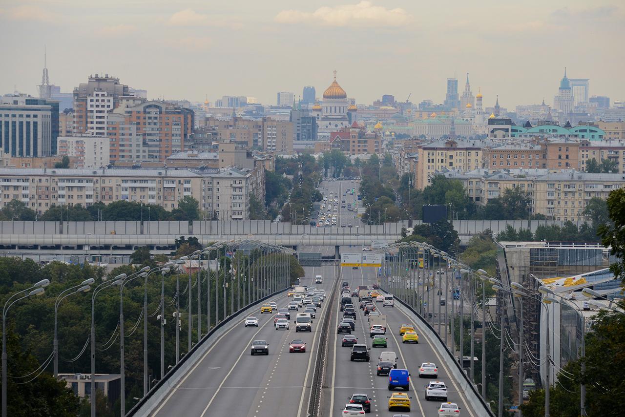 Квадратный метр в доме в центре Москвы оказался дороже городской «однушки»