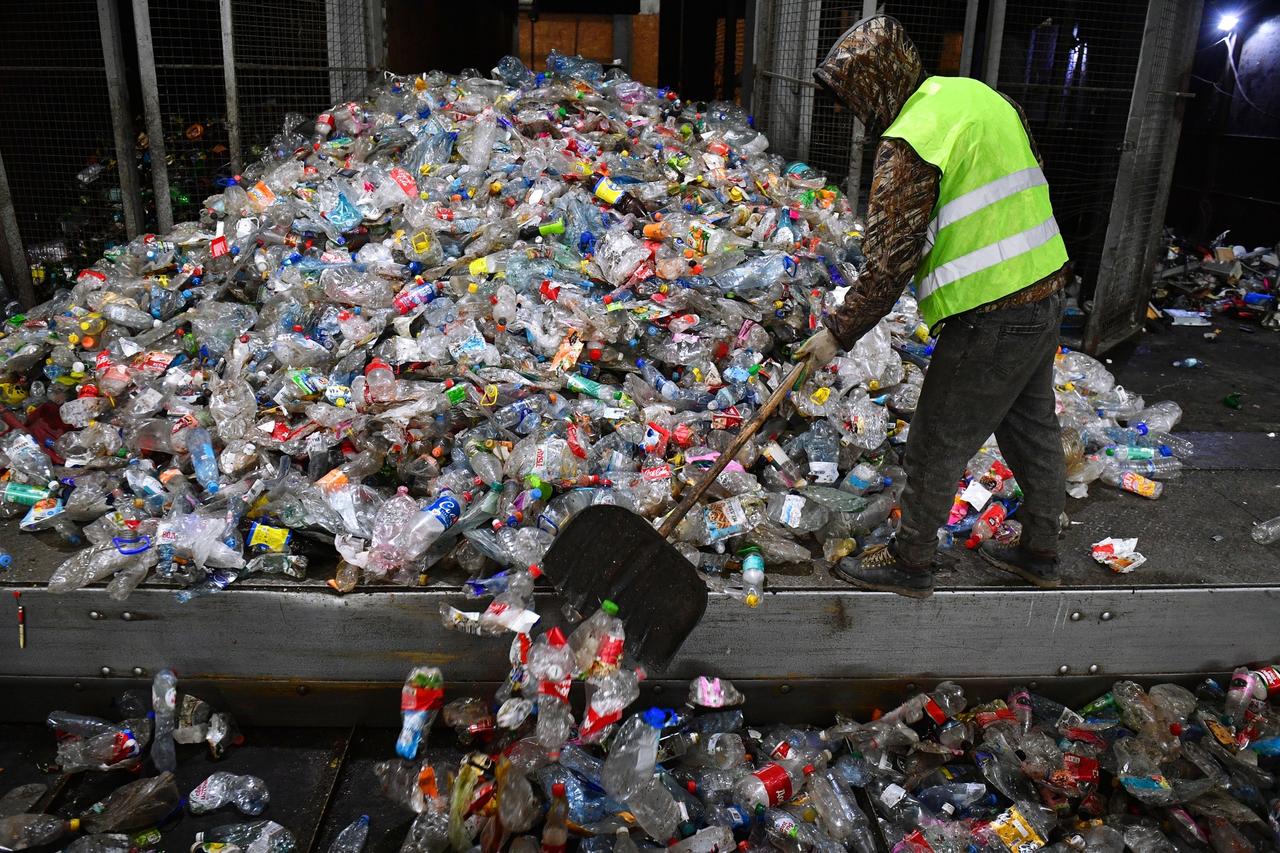 Экс-директор свалки раскрыла подробности своей истории любви с мусором