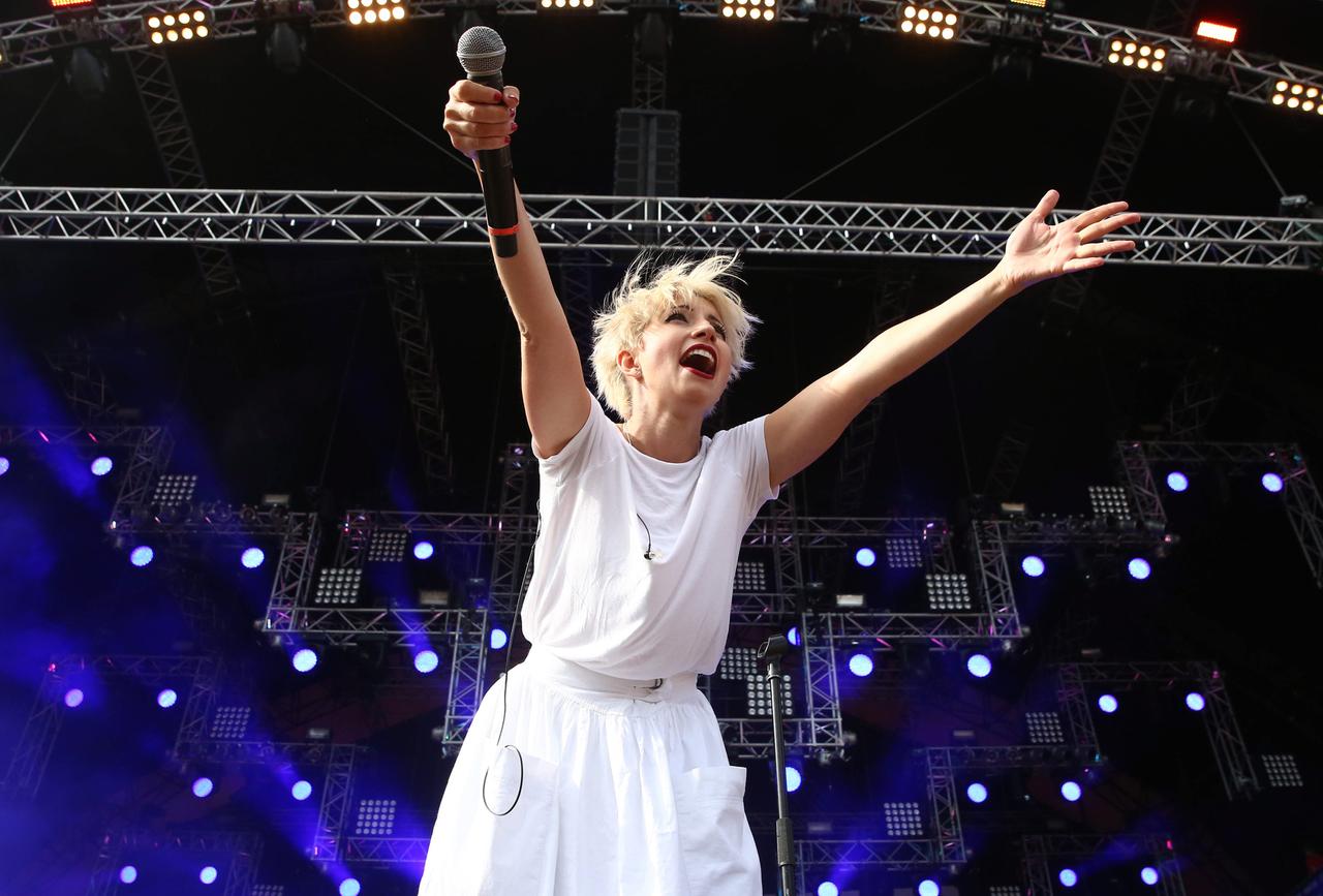 Российская рок-певица назвала главное в жизни дочери