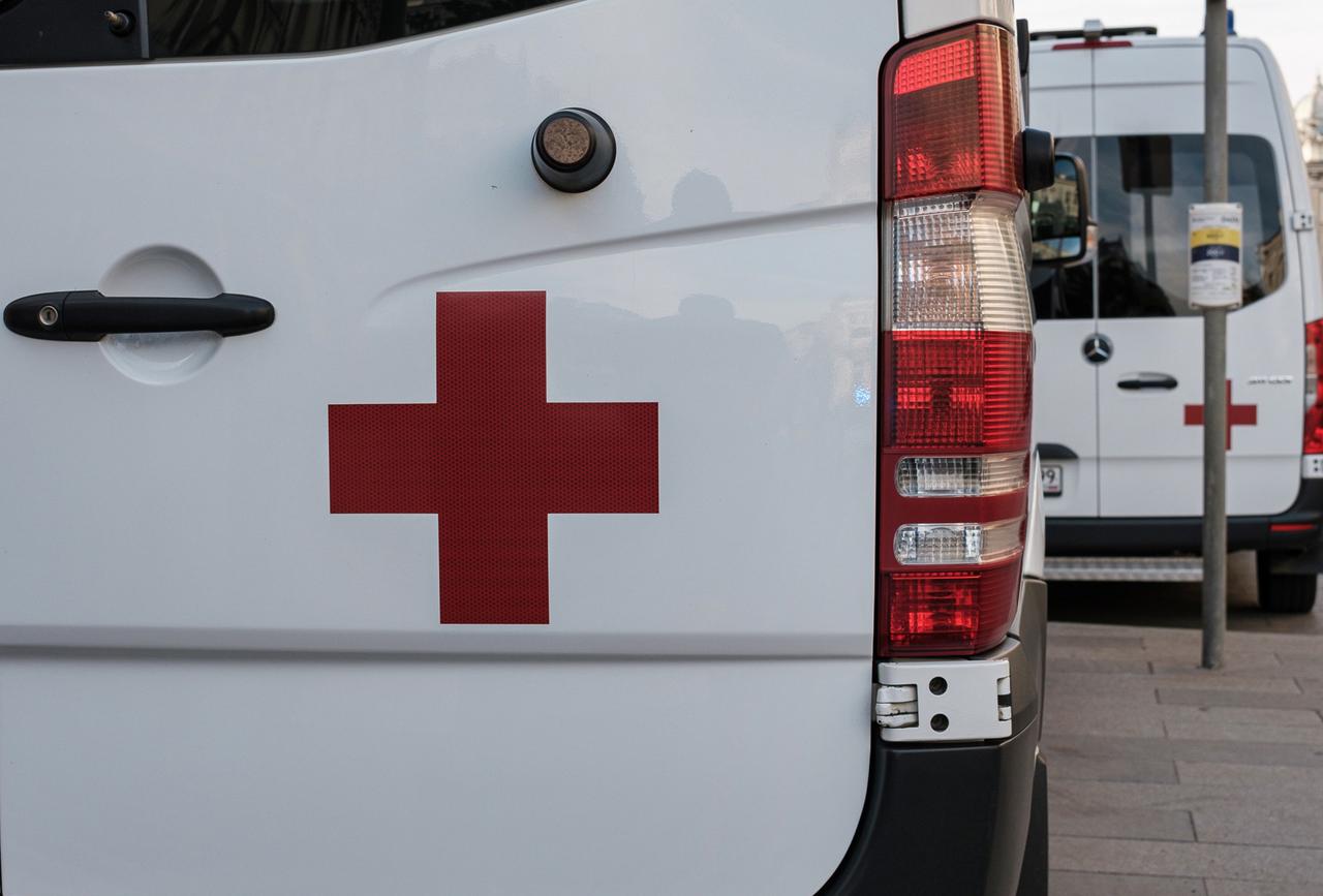 Депздрав столицы отреагировал на ситуацию со скоплением машин «скорой» у больниц