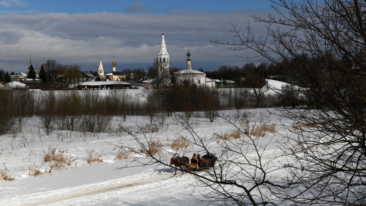 Москвичей позвали на новогодние каникулы в дореволюционную идиллию