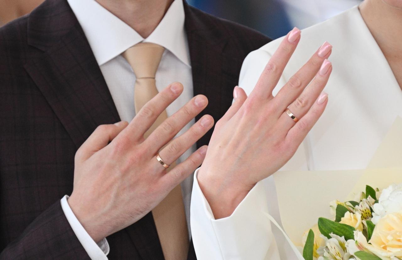 День начала СВО стал самым популярным для свадеб у москвичей