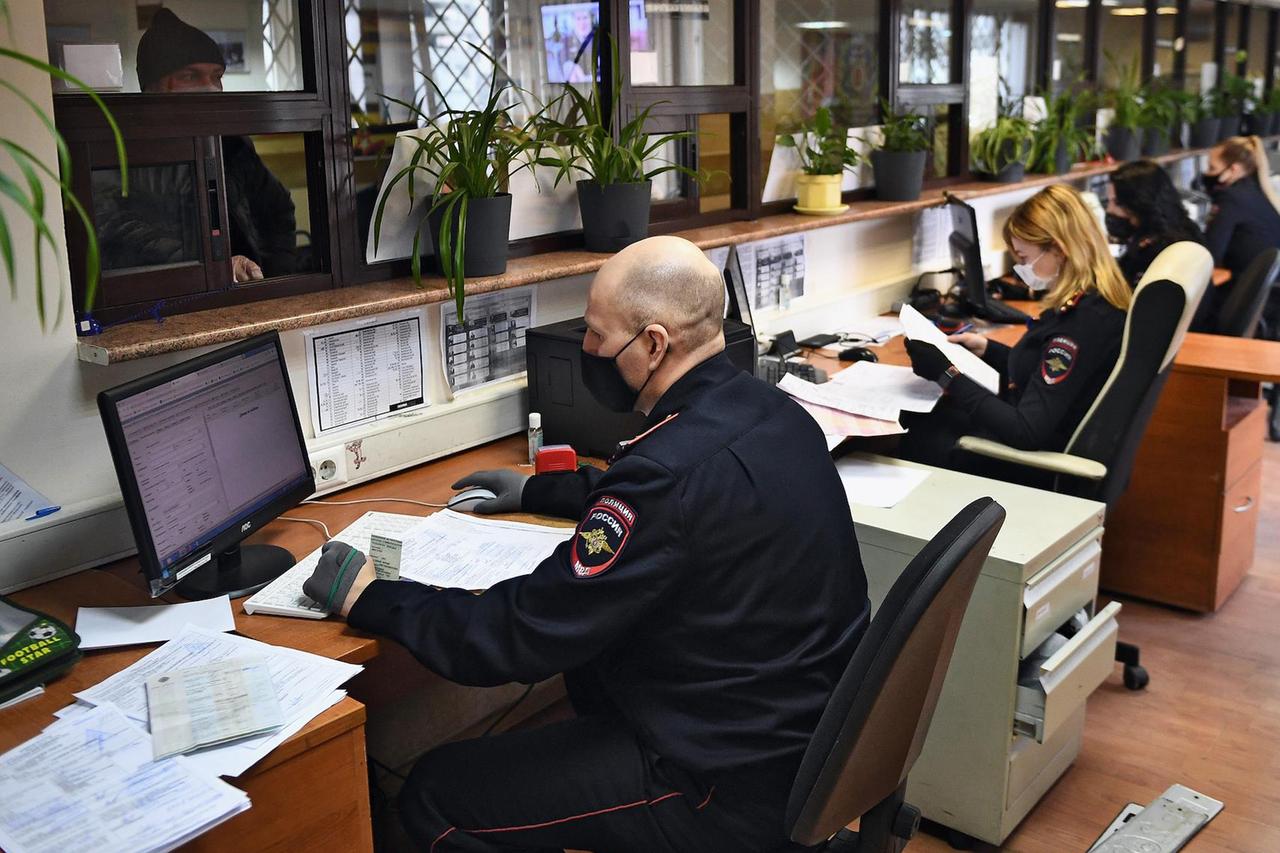 Москвич выкрикнул нацистское приветствие в ГИБДД и получил штраф