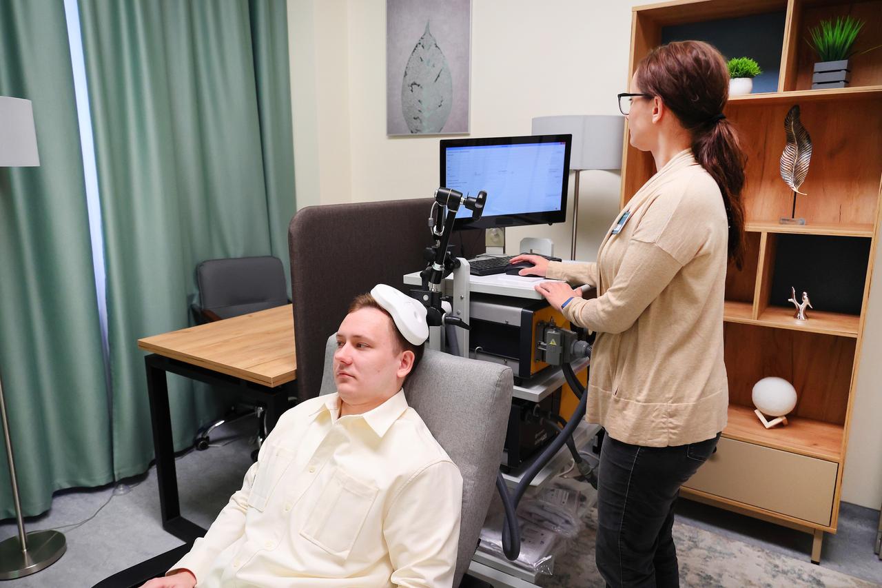 Аппарат транскраниальной магнитной стимуляции