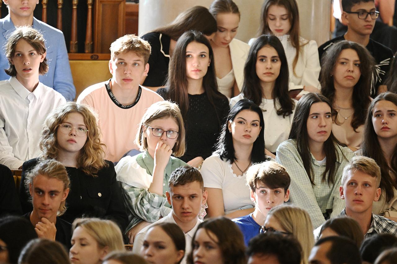 Россияне назвали цели поступления в вузы