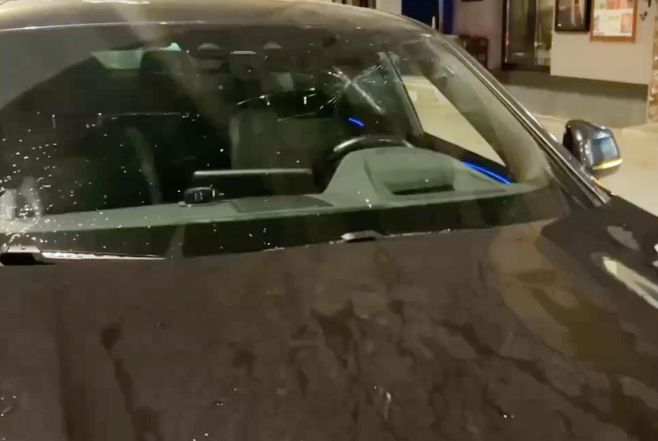 Футболистке «Спартака» разбили BMW пакетом со льдом на Патриарших прудах