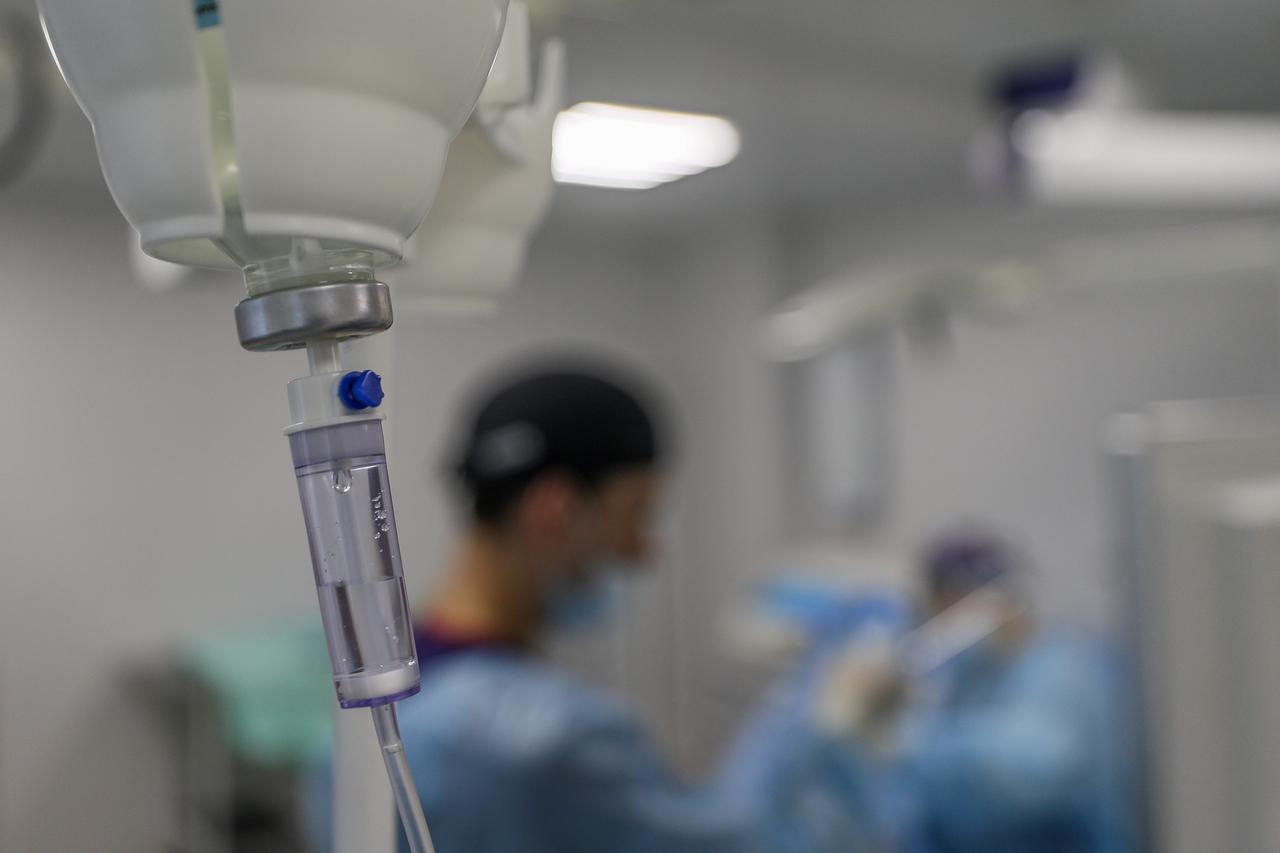 Москвич умер после антипохмельной капельницы