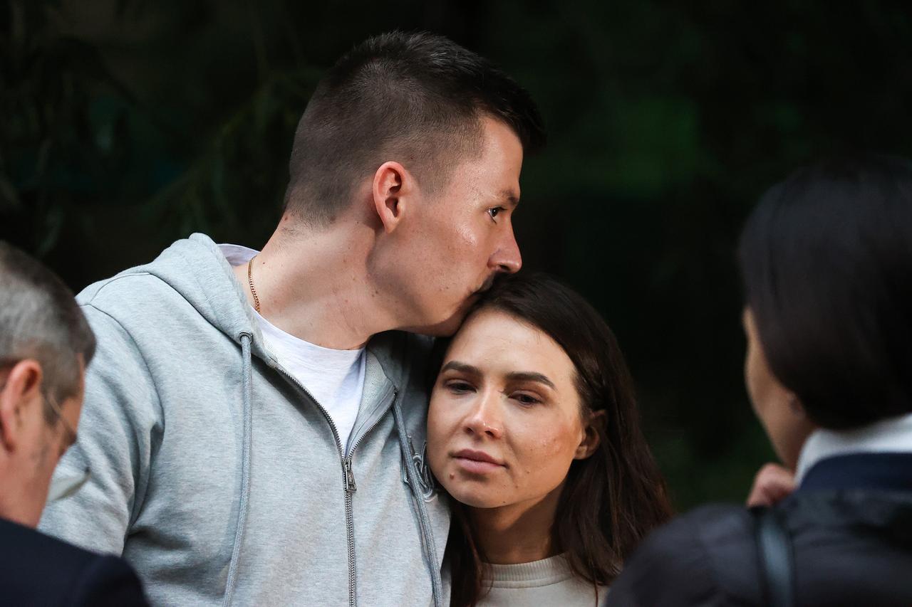 Чекалиных задержали за незаконный перевод сотен миллионов рублей за рубеж