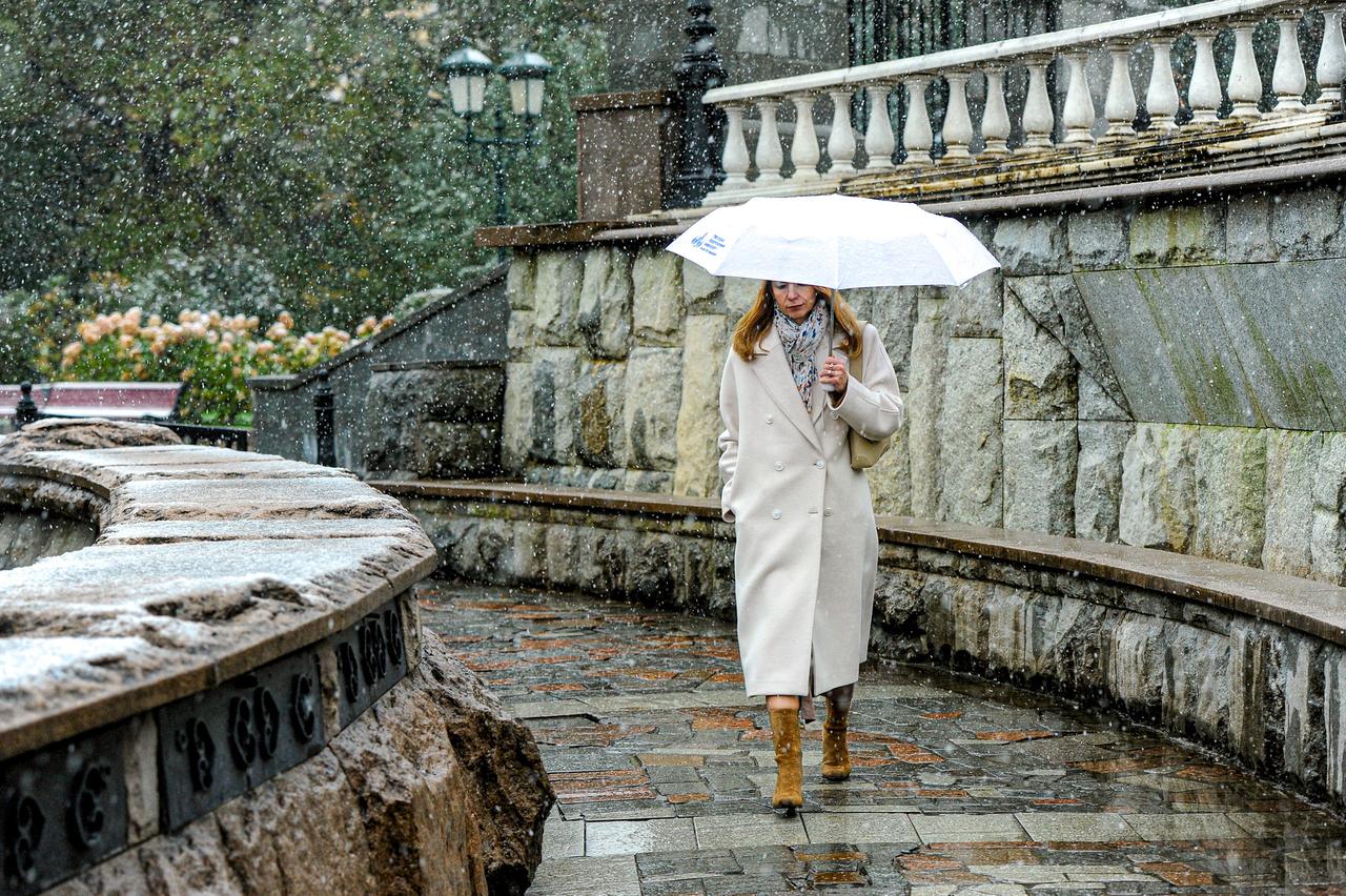 Названы сроки возвращения тепла в Москву