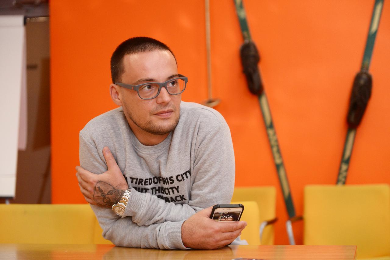 Стало известно об агрессивном поведении Гуфа в рехабе