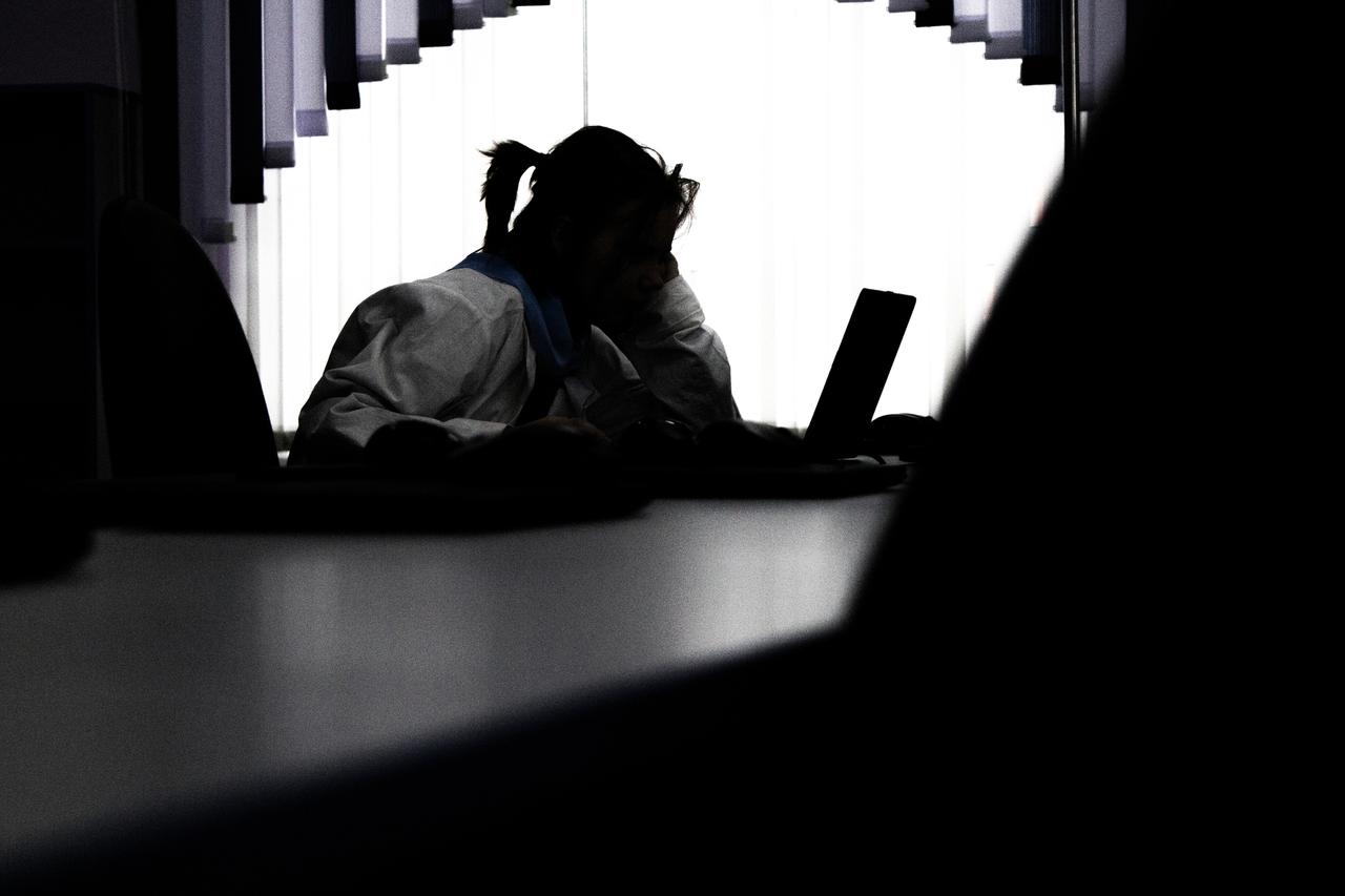 Московскую восьмиклассницу заподозрили в продаже мефедрона в школе