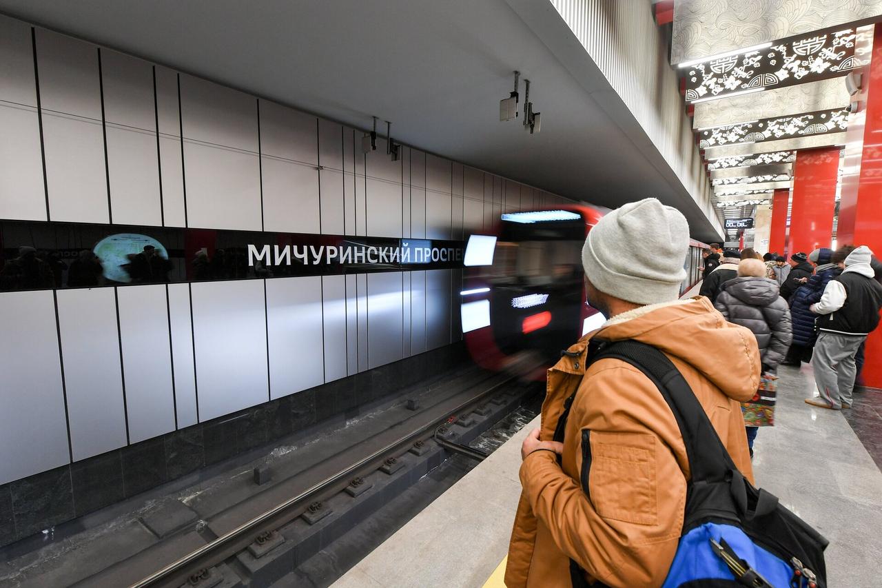 В метро задержали пытавшегося похитить деньги у музыкантов москвича