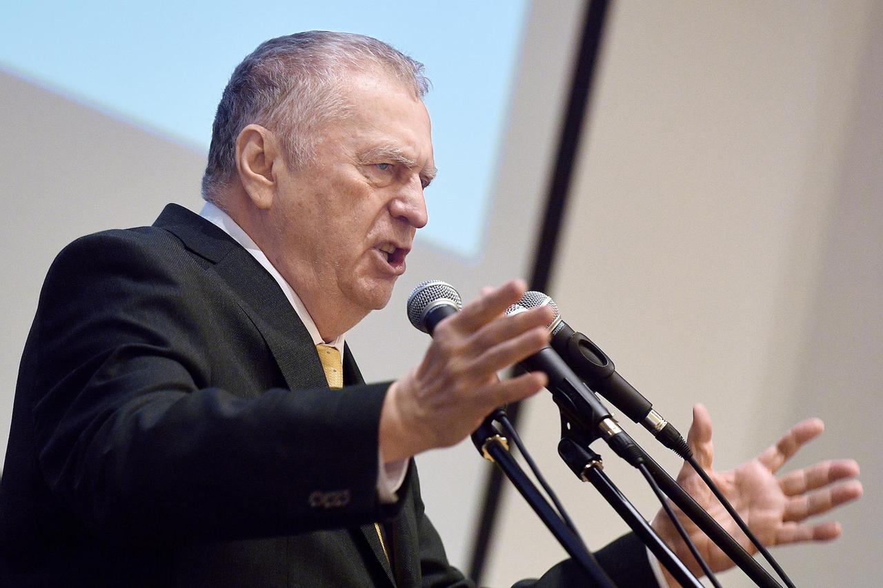 Вещь из гардероба Владимира Жириновского передадут музею