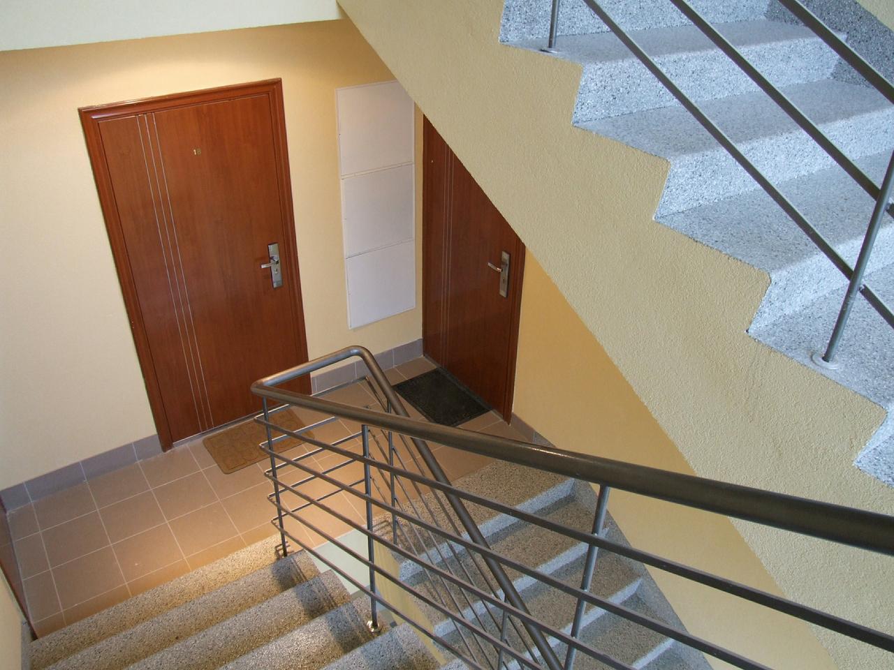 Москвичей предостерегли от мошенников под видом коммунальщиков в новогодние праздники