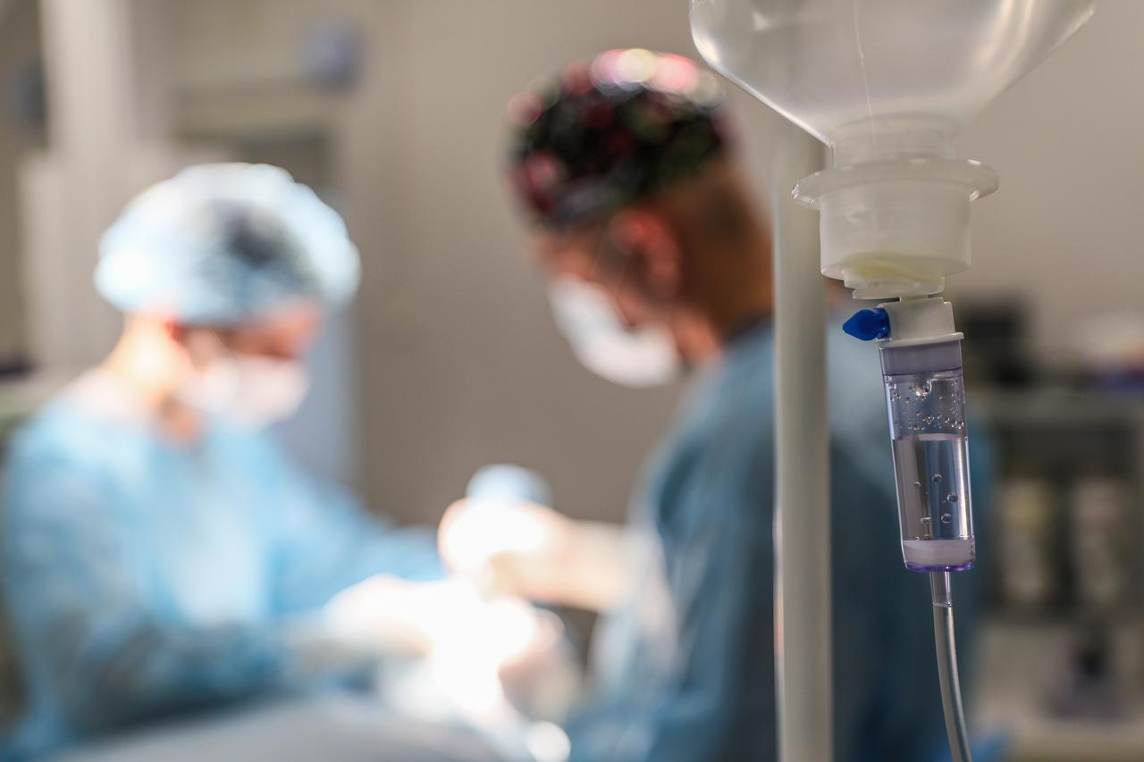 В Подмосковье медики спасли руку подростка после взрыва петарды