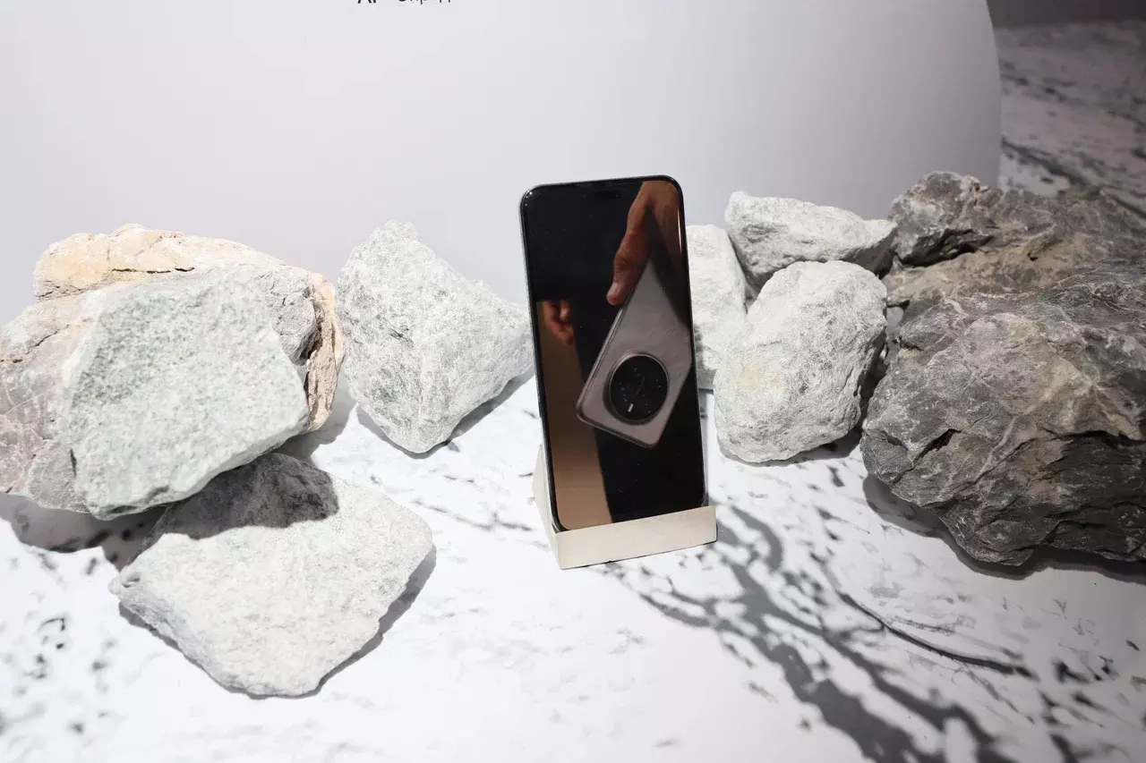 Объявлен старт предзаказа на новый смартфон HONOR