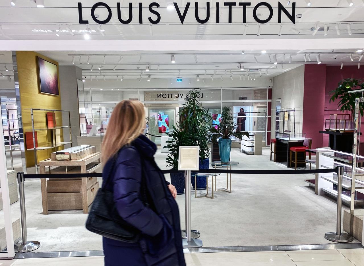 Louis Vuitton больше не будет. Бренд окончательно ушел из России