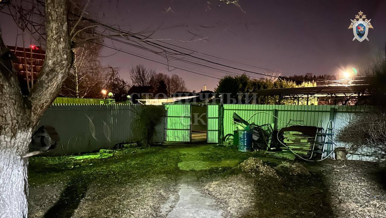 В Москве мужчина напал с отверткой на знакомого своей девушки