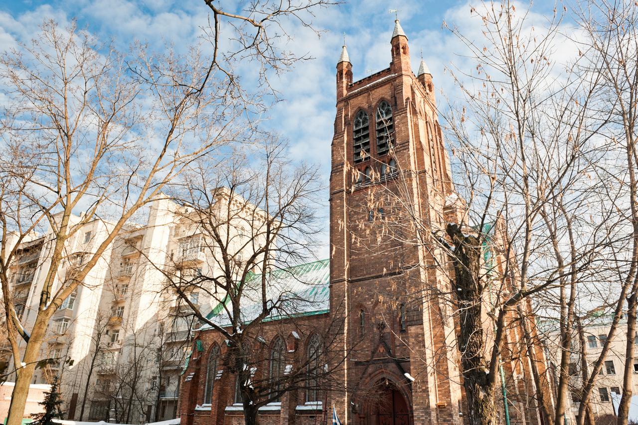 Индийцы будут ремонтировать знаменитый храм в центре Москвы