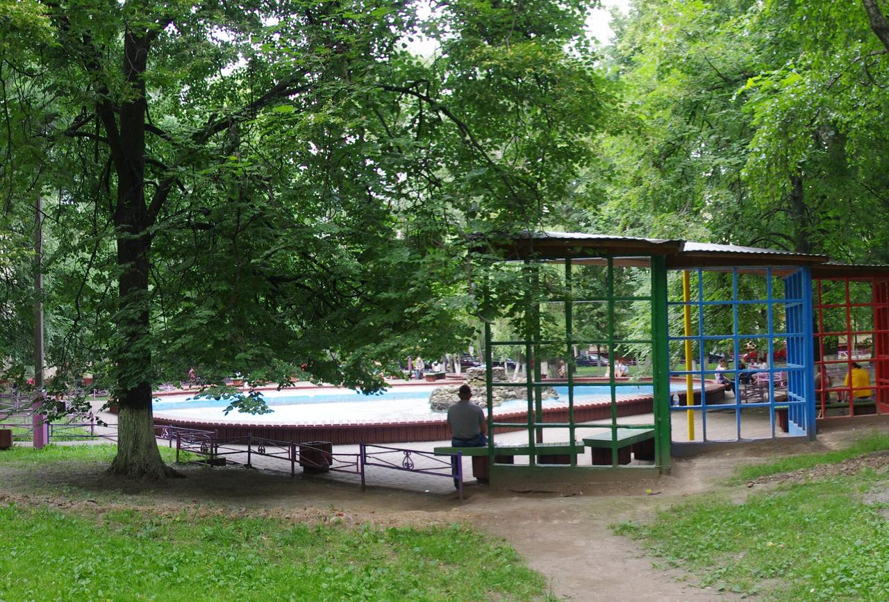 Двор без машин поссорил россиян. Всему виной — советская жизнь и квартирный вопрос