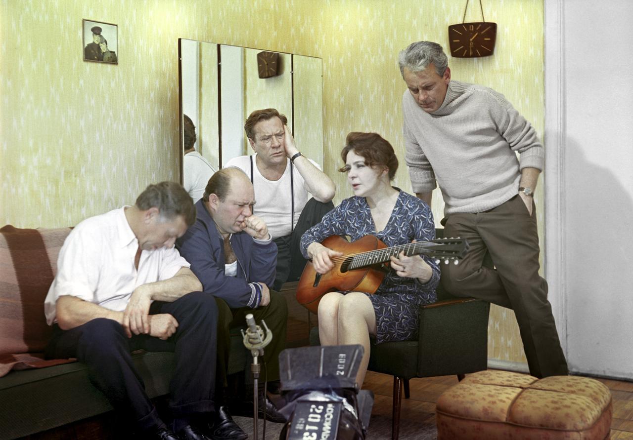 Кадр из фильма "Белорусский вокзал"