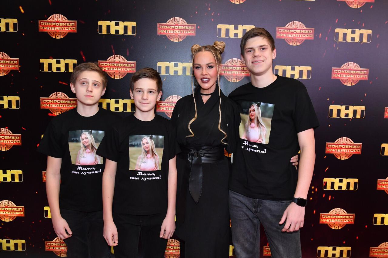 Мария Погребняк призвала родителей отдохнуть от детей. По ее словам, это всем пойдет на пользу