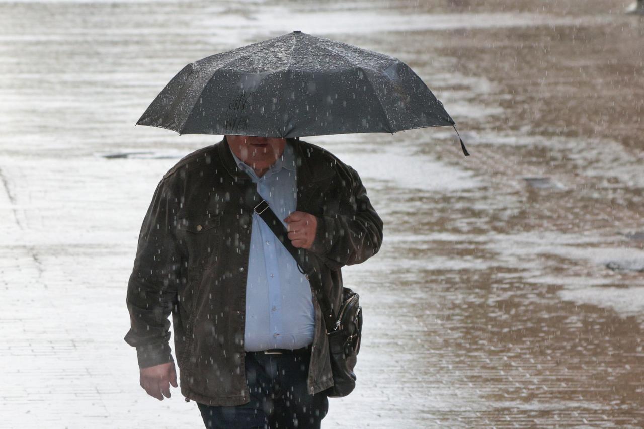 Около половины месячной нормы осадков выпало в Подмосковье за сутки